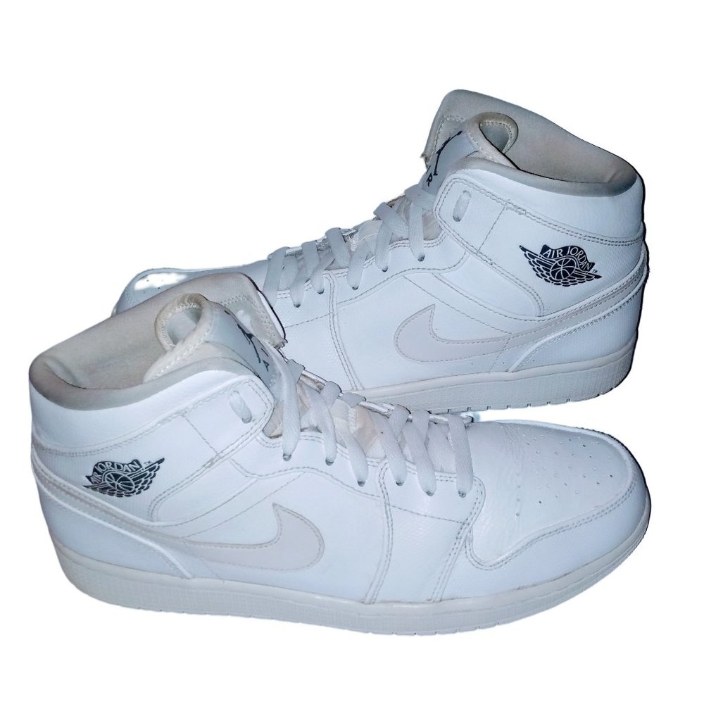 NIKE AIR JORDAN 1 MID WHITE-COOL GREY-WHITE SZ 13 [554724-102] MSRP 350.00 Clean